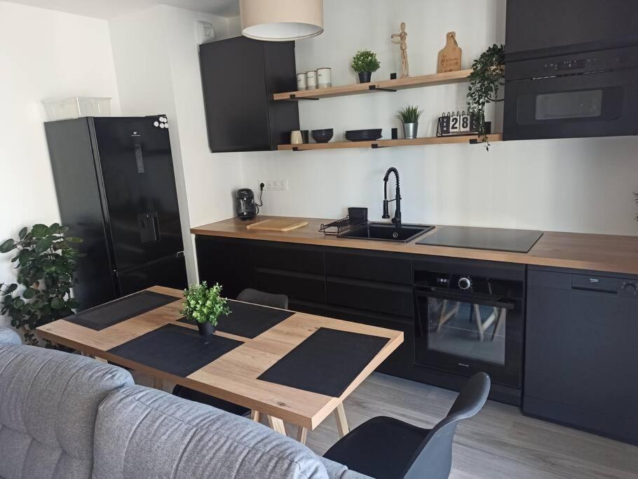 Centre Ville, Parking, Transport En Commun Au Pied De L'Immeuble Bordeaux Eksteriør billede